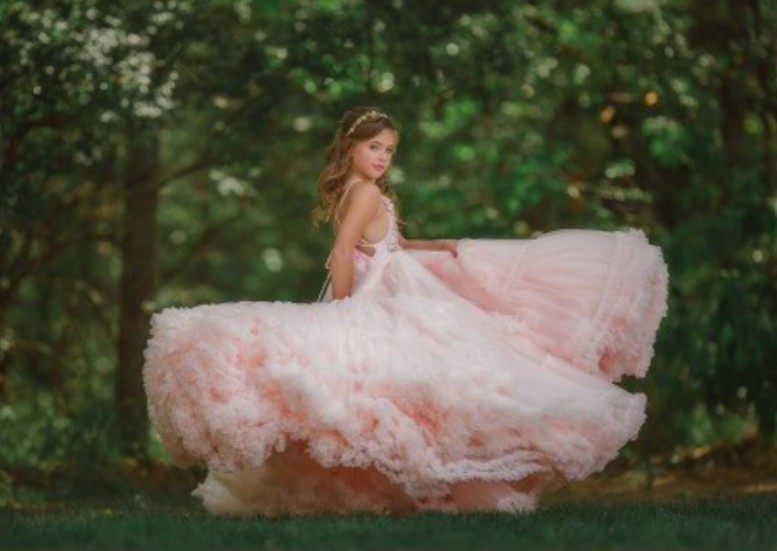 Greater Than Gatsby – Golden Hour Presets