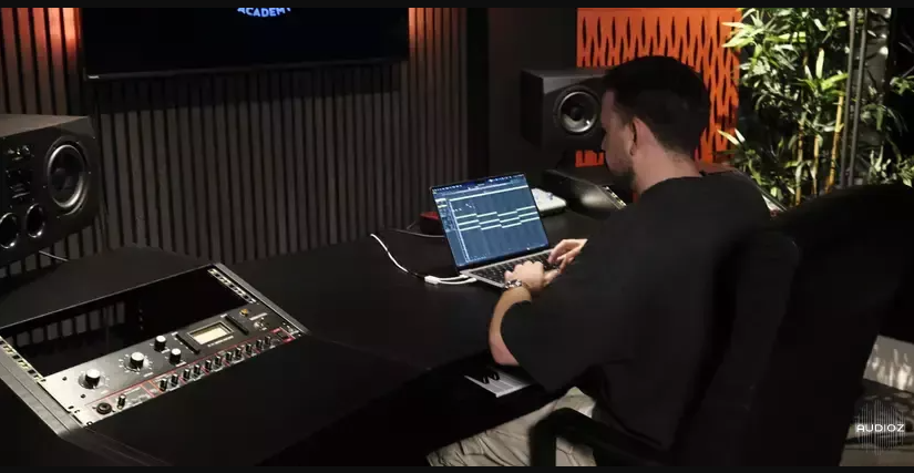 Tomorrowland Academy How to make Hyper Techno